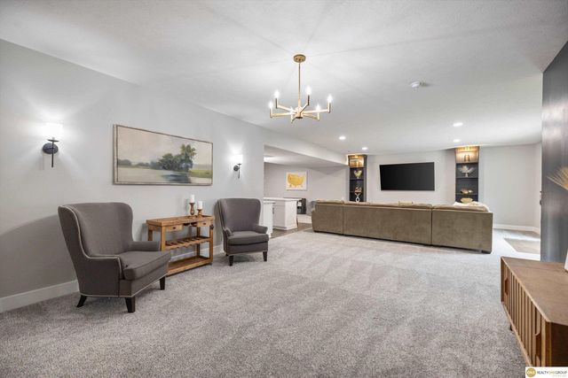 2304 N 188 Street, Elkhorn, NE 68022