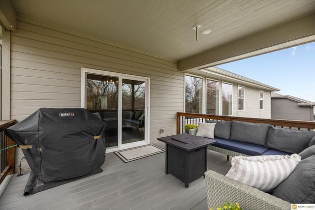 2304 N 188 Street, Elkhorn, NE 68022