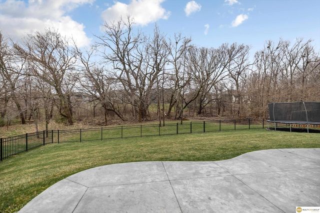 2304 N 188 Street, Elkhorn, NE 68022