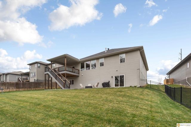 2304 N 188 Street, Elkhorn, NE 68022