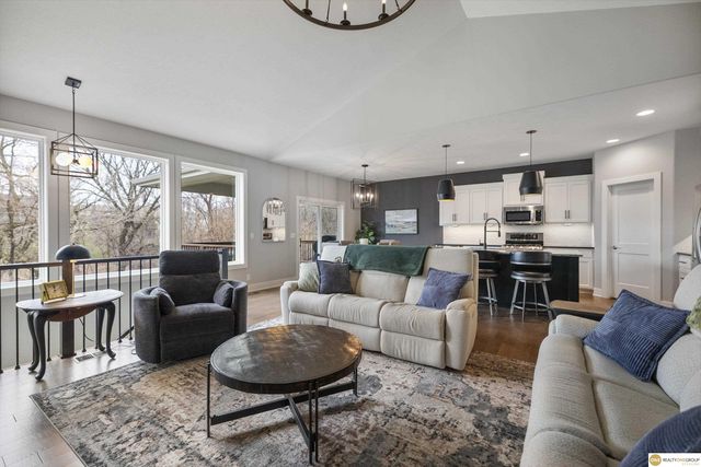 2304 N 188 Street, Elkhorn, NE 68022