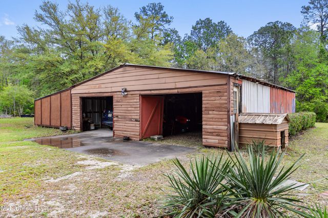 25541 Broadridge Drive, Picayune, MS 39466