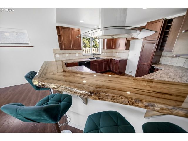 2679 FRANKLIN Ave Sw, Bandon, OR 97411