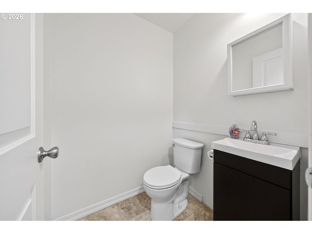 2679 FRANKLIN Ave Sw, Bandon, OR 97411