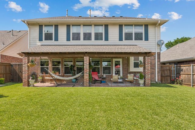 5801 Meadowglen Drive, Denton, TX 76226