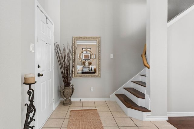5801 Meadowglen Drive, Denton, TX 76226