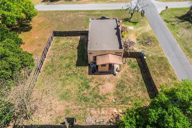 311 W PEARCE AVENUE, Eagle Lake, FL 33839