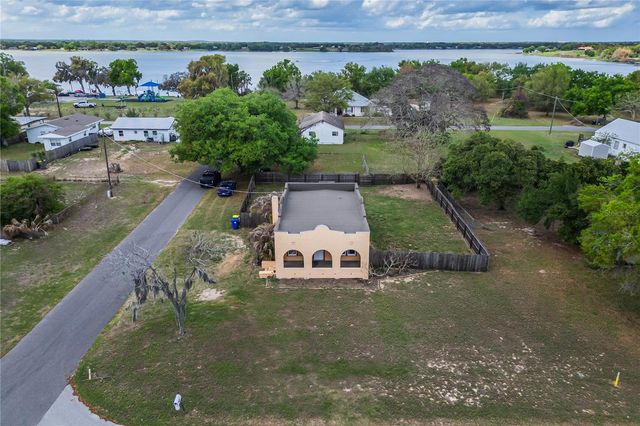 311 W PEARCE AVENUE, Eagle Lake, FL 33839