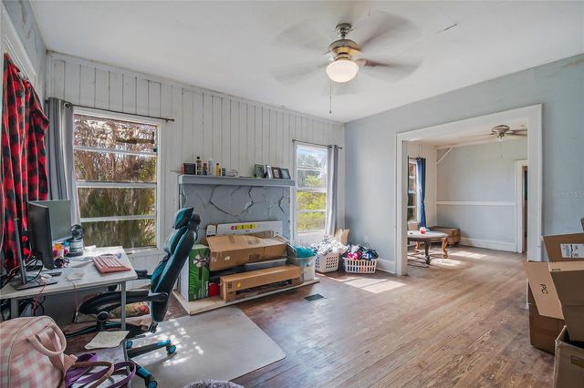 311 W PEARCE AVENUE, Eagle Lake, FL 33839