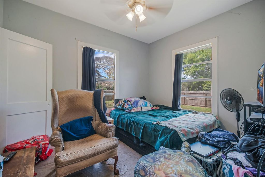 Image 18 of property listing at 311 W PEARCE AVENUE, Eagle Lake, FL 33839