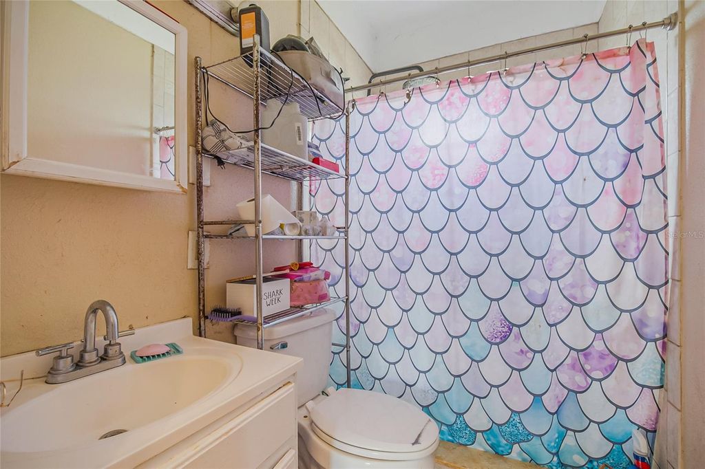 Image 22 of property listing at 311 W PEARCE AVENUE, Eagle Lake, FL 33839