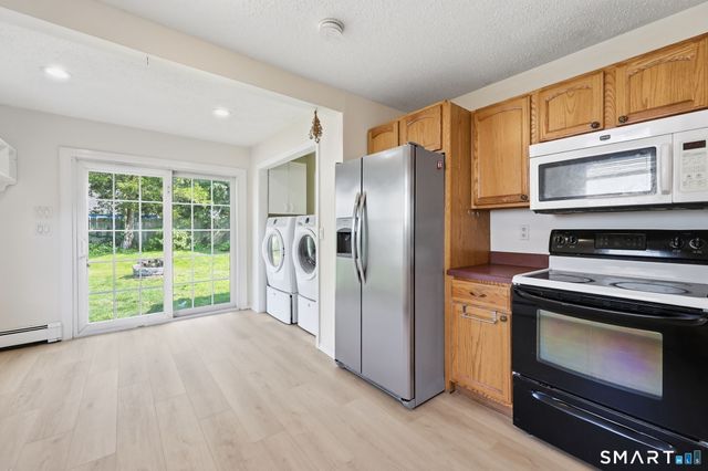 119 Winding Lane, East Hartford, CT 06118