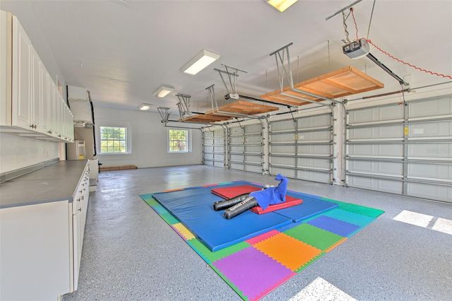 11444 HAMMOCK OAKS CT, Lithia, FL 33547