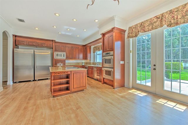 11444 HAMMOCK OAKS CT, Lithia, FL 33547