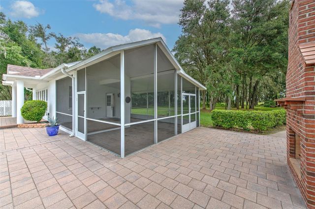 11444 HAMMOCK OAKS CT, Lithia, FL 33547