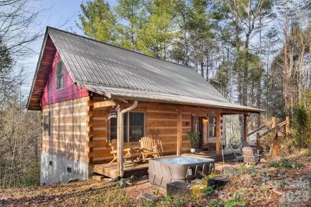 110 Gunter Town Road, Marshall, NC 28753