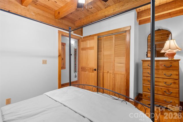 110 Gunter Town Road, Marshall, NC 28753