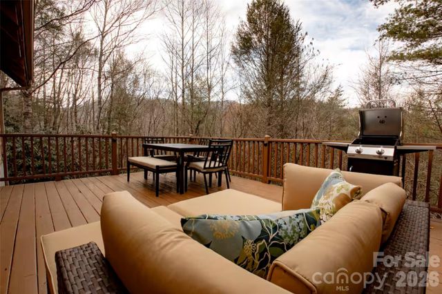 110 Gunter Town Road, Marshall, NC 28753