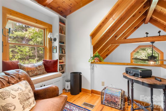 110 Gunter Town Road, Marshall, NC 28753