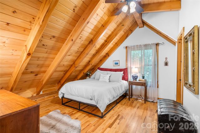 110 Gunter Town Road, Marshall, NC 28753