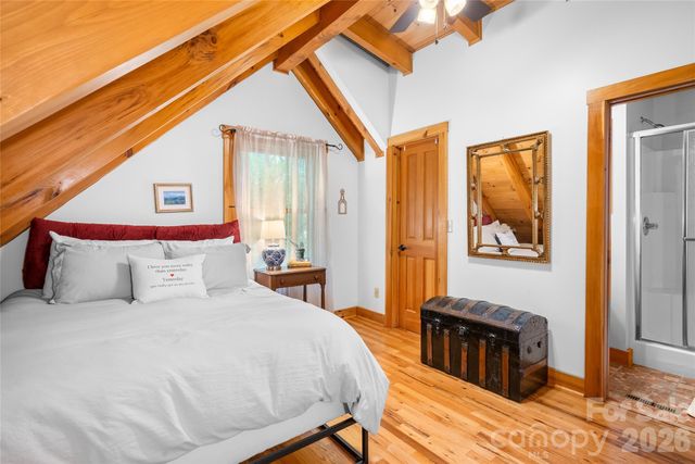 110 Gunter Town Road, Marshall, NC 28753