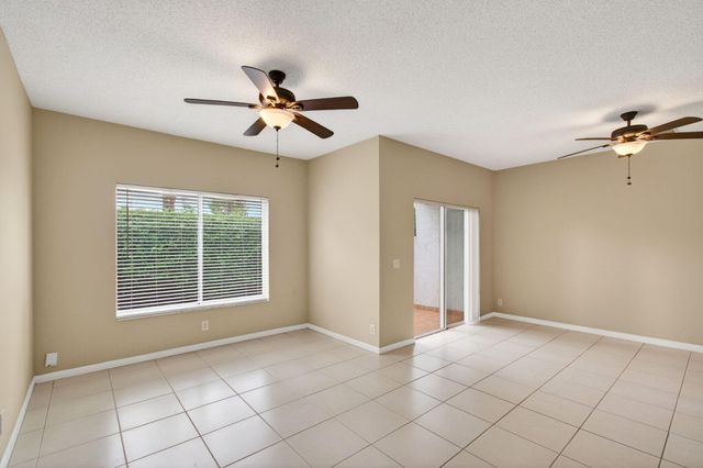 8289 Via Serena, Boca Raton, FL 33433