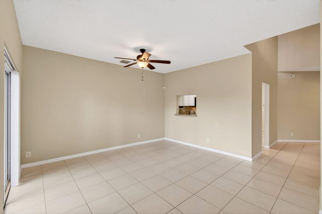 8289 Via Serena, Boca Raton, FL 33433