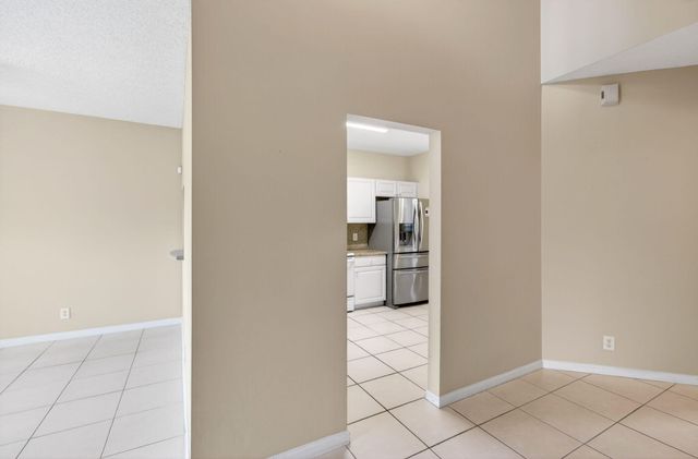 8289 Via Serena, Boca Raton, FL 33433