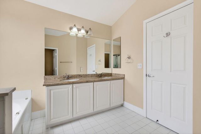 8289 Via Serena, Boca Raton, FL 33433
