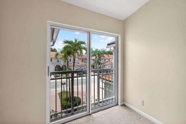 8289 Via Serena, Boca Raton, FL 33433