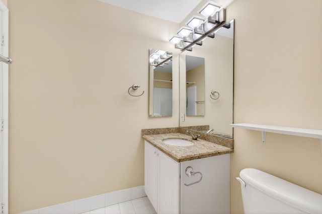 8289 Via Serena, Boca Raton, FL 33433
