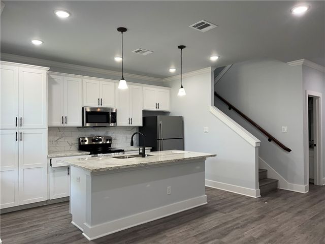 1454 Ailin Drive, College Station, TX 77845