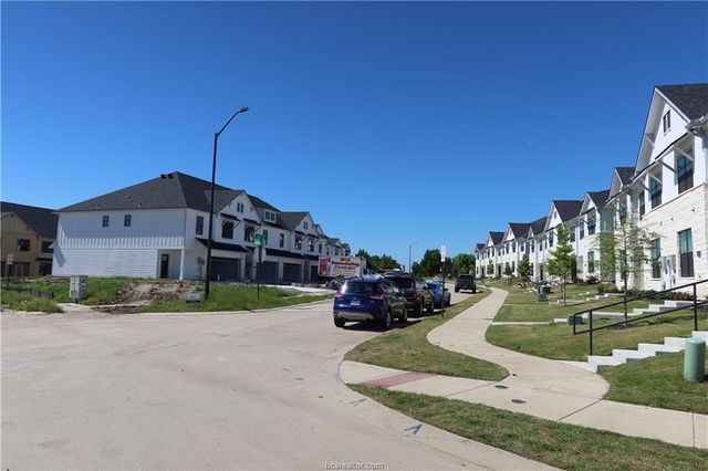 1454 Ailin Drive, College Station, TX 77845