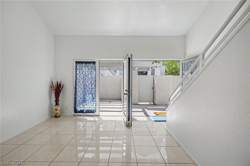 5549 Orchard Lane, Las Vegas, NV 89110 — photo 2