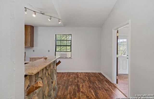1103 Rockmoor, Canyon Lake, TX 78133
