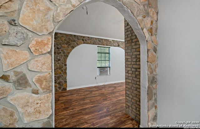 1103 Rockmoor, Canyon Lake, TX 78133