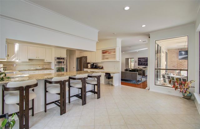 15835 N Barkers Landing Road, Houston, TX 77079