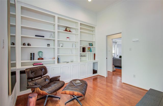 15835 N Barkers Landing Road, Houston, TX 77079