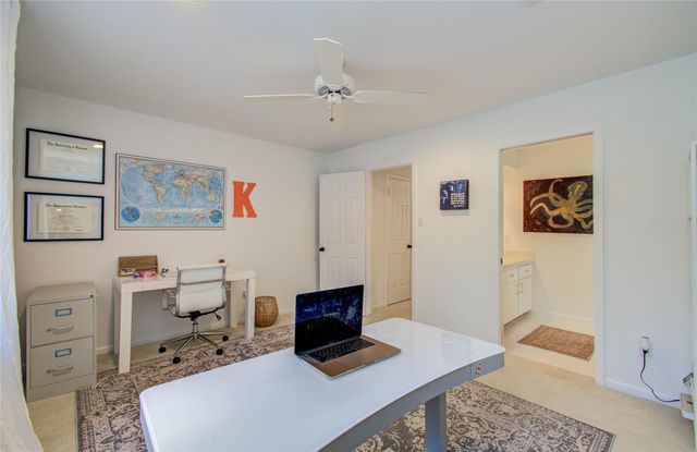 15835 N Barkers Landing Road, Houston, TX 77079