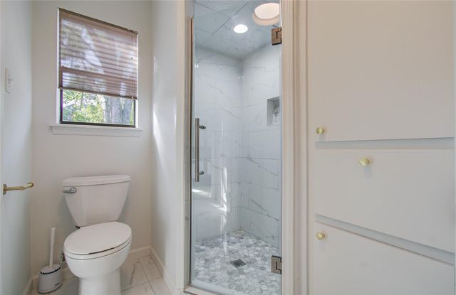 15835 N Barkers Landing Road, Houston, TX 77079