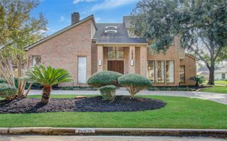 15835 N Barkers Landing Road, Houston, TX 77079