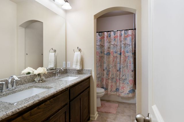 220 Sir Brine Drive, Lewisville, TX 75056