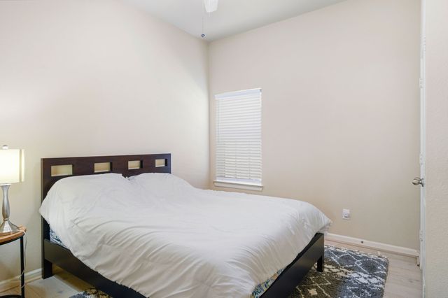 220 Sir Brine Drive, Lewisville, TX 75056