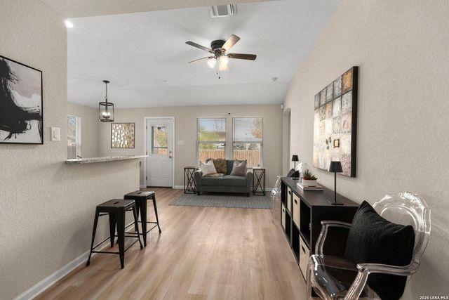 611 Whiting, San Antonio, TX 78210