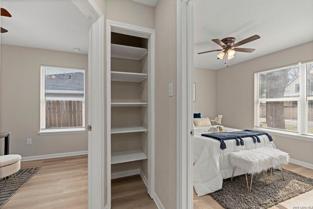 611 Whiting, San Antonio, TX 78210