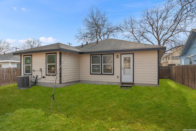 611 Whiting, San Antonio, TX 78210