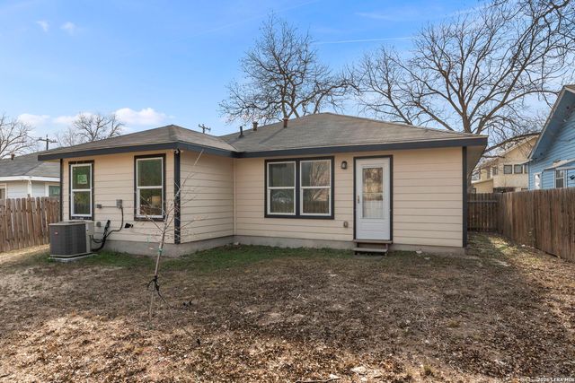611 Whiting, San Antonio, TX 78210