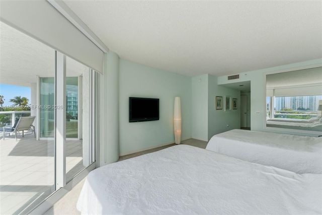 16400 Collins Ave 544, Sunny Isles Beach, FL 33160