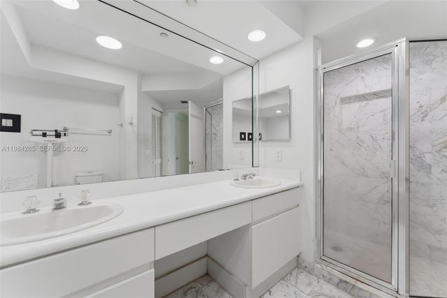 16400 Collins Ave 544, Sunny Isles Beach, FL 33160