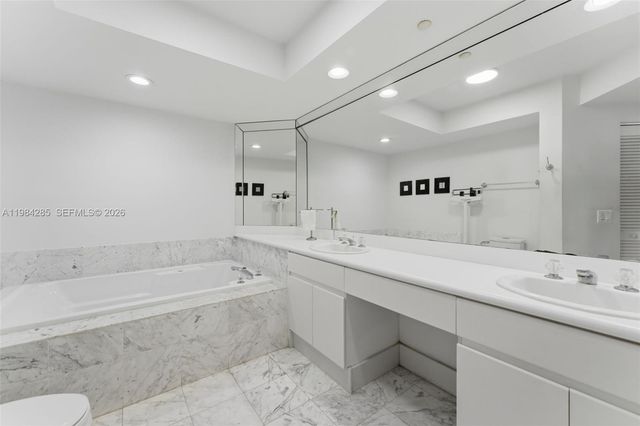 16400 Collins Ave 544, Sunny Isles Beach, FL 33160